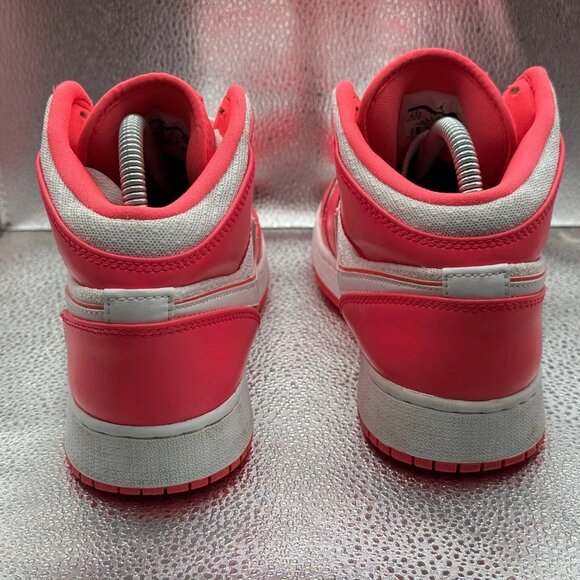 Size 6.5 Nike Air Jordan 1 Mid Kids Hyper Pink Basketball Sneakers 555112-611 - Picture 8 of 11